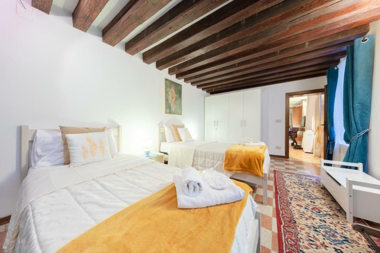 Ca' Del Carro Family Apartment Venedig Exterior foto